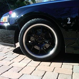 Cobra new wheels with cobra insignia (5)