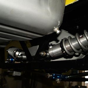 Mustang 010 Rear Axle is Installed (Closeup)