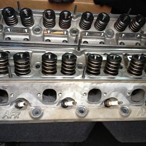 AFR 185 heads