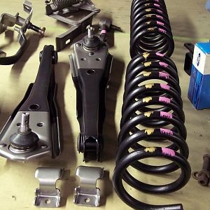 Suspension parts detailed.