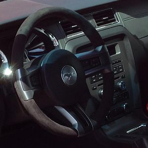 Boss 302 Steering Wheel
Custom Red Shift Khob