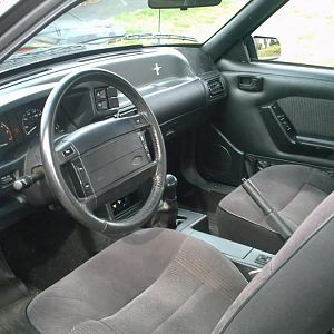 1990 coupe interior