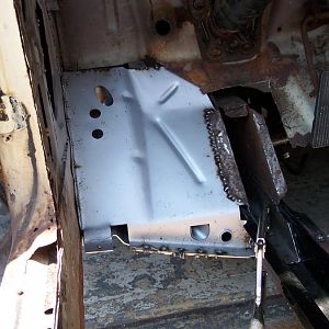 7/27/16 Finished welding in the l/s inner torque box.