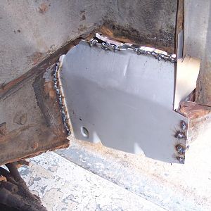 7/27/16 Welded in the l/s outer torque box.