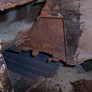 Removed the rotted section of the r/s outer front frame rail.
